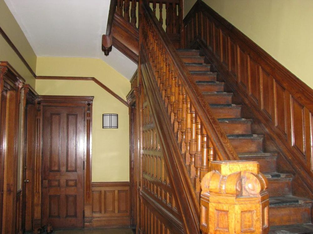 3 Irving St, Worcester, MA 01609